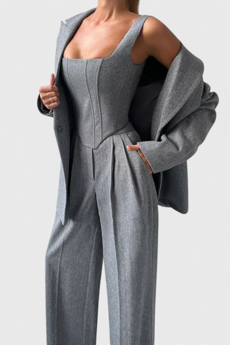 Evena Kelnės kostiumas pasitikėjimui elegancija
