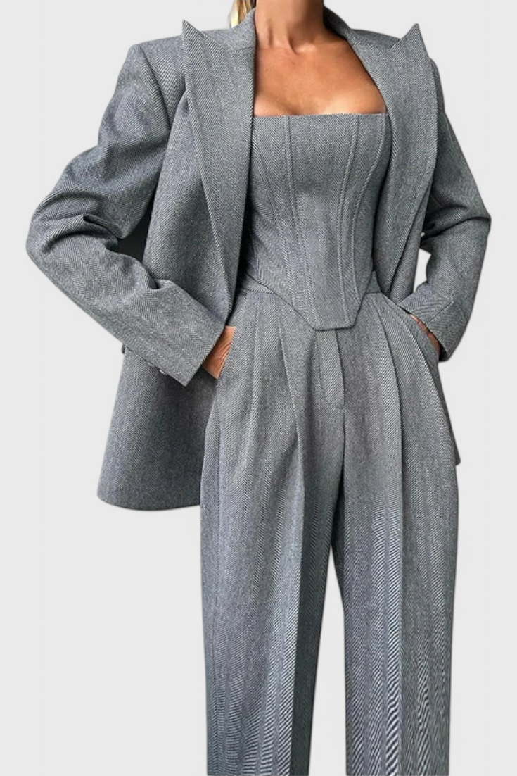 Evena Kelnės kostiumas pasitikėjimui elegancija