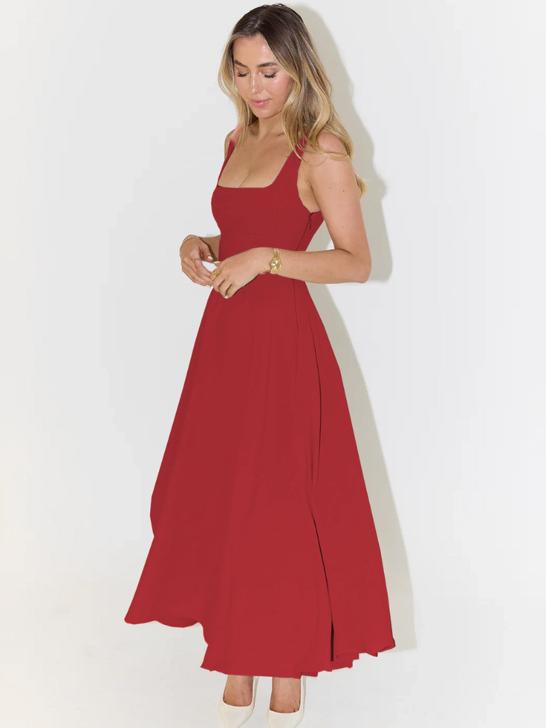 Elegantiška Midi Suknelė su Romantingu Siluetu