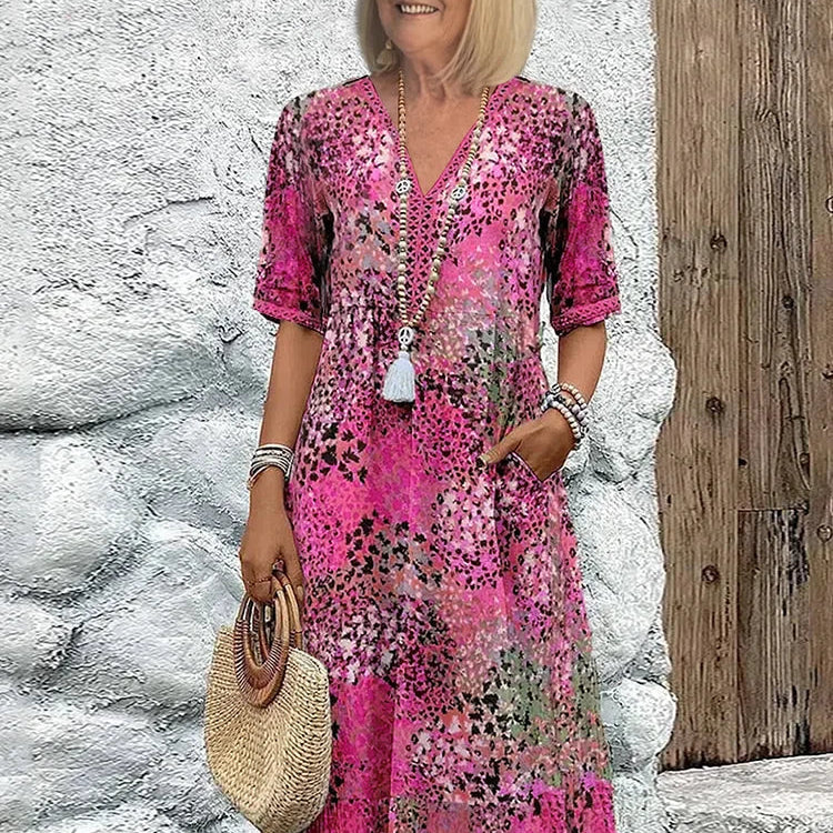 Lina | Lengva suknelė su V formos iškirpte